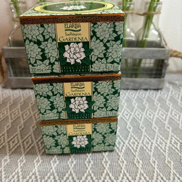 Elariia Gardenia Relaxing Body Cream, 6.7 oz NIB. 2 left to sell. Not a set - Picture 2 of 3